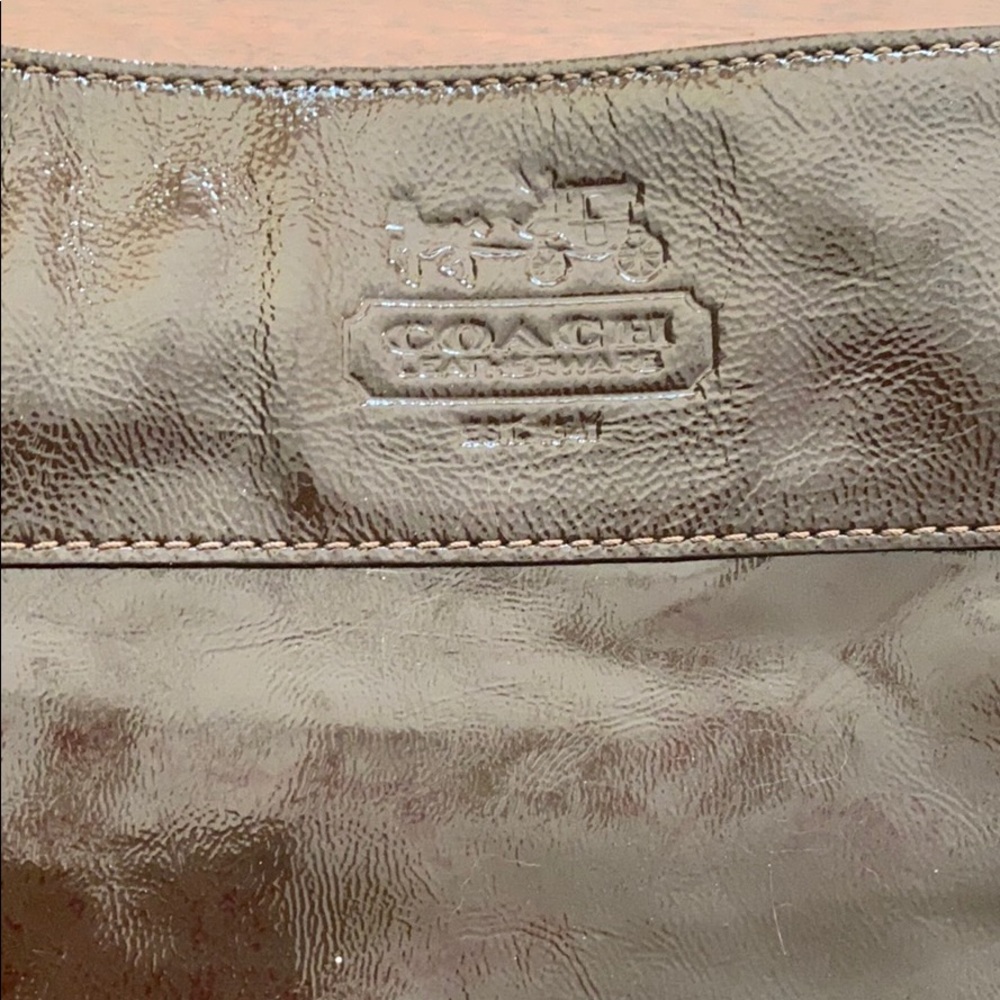 Coach Patent purse - Picture 2 of 9